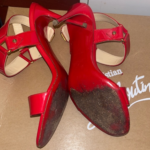 Christian Louboutin red sandals. 75 mm heels and in size 37 - Picture 4 of 4